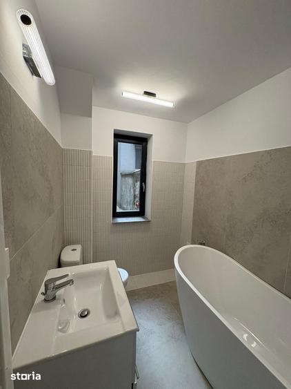Casă cu 4 camere cu Teren 64 Mp în Exterior Vest