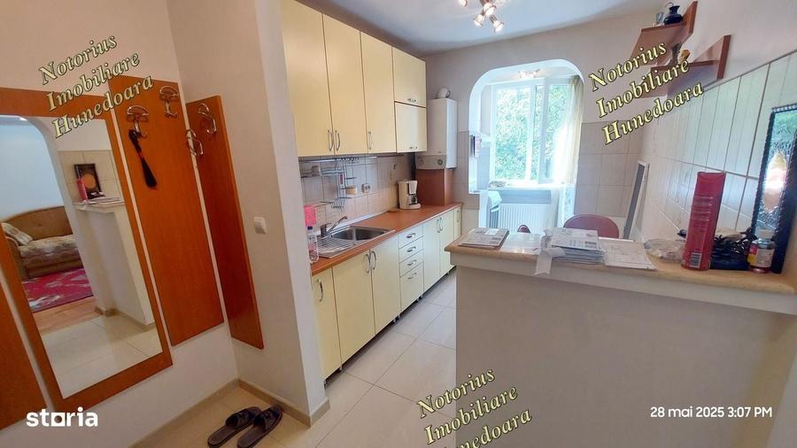 Apartament cu 2 camere semidecomandat în Central