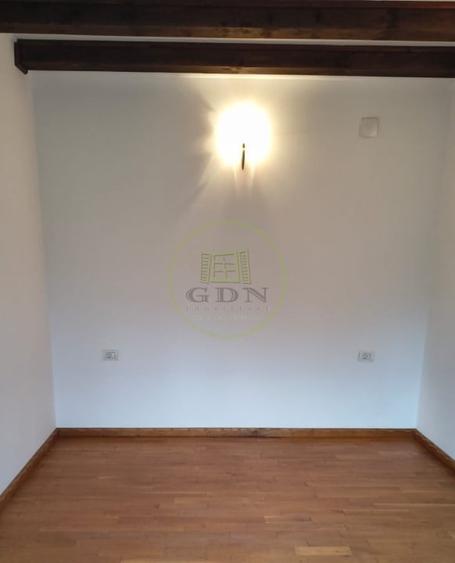 Apartament cu 3 camere decomandat, mobilat în Forestier