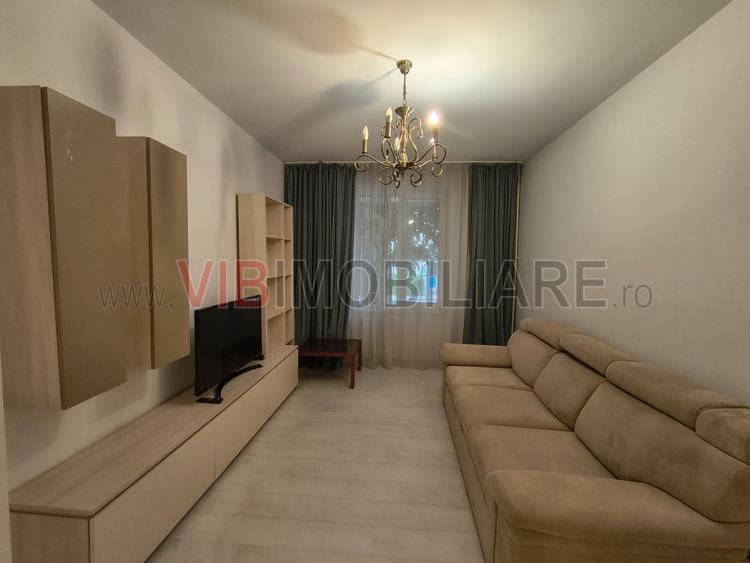 Închiriere apartament cu 3 camere, 63 mp, renovat, mobilat și utilat - zona Flor - 1