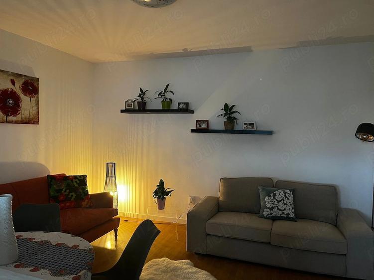 Apartament cu 3 camere decomandat în Micro 15