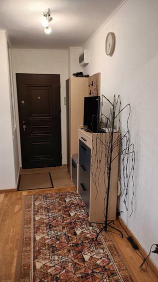 Apartament cu 2 camere decomandat în Micro 1