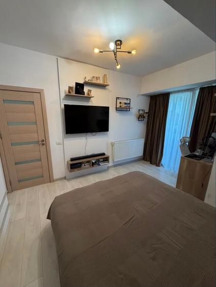 APARTAMENT 3 CAMERE - VEDERE LA LAC – Gherghitei- Comision 0 - 6
