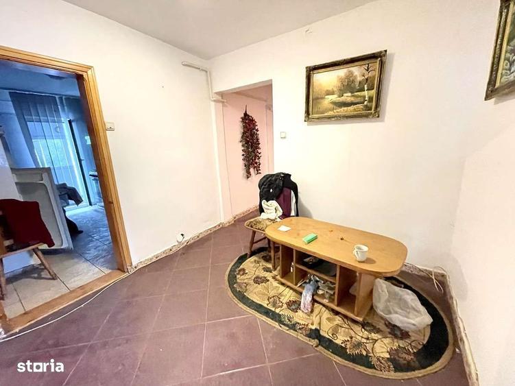Apartament cu 3 camere decomandat în Republicii