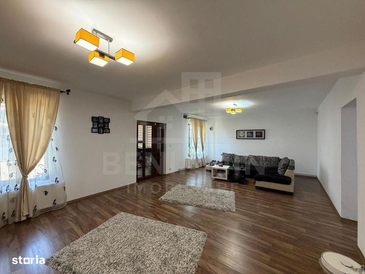 Casă cu 4 camere în Bariera Vâlcii