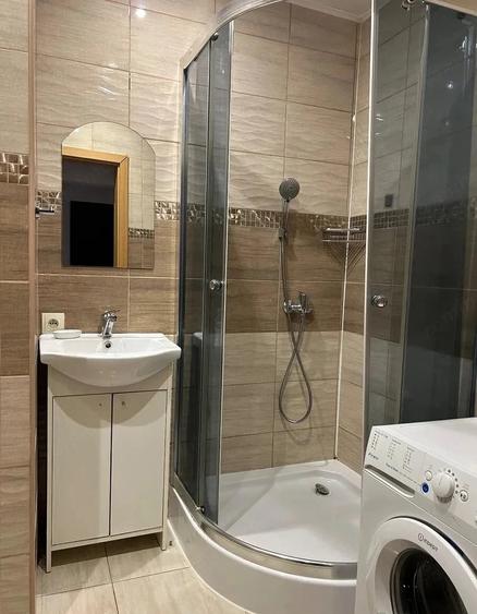 Garsonieră decomandată în Florilor