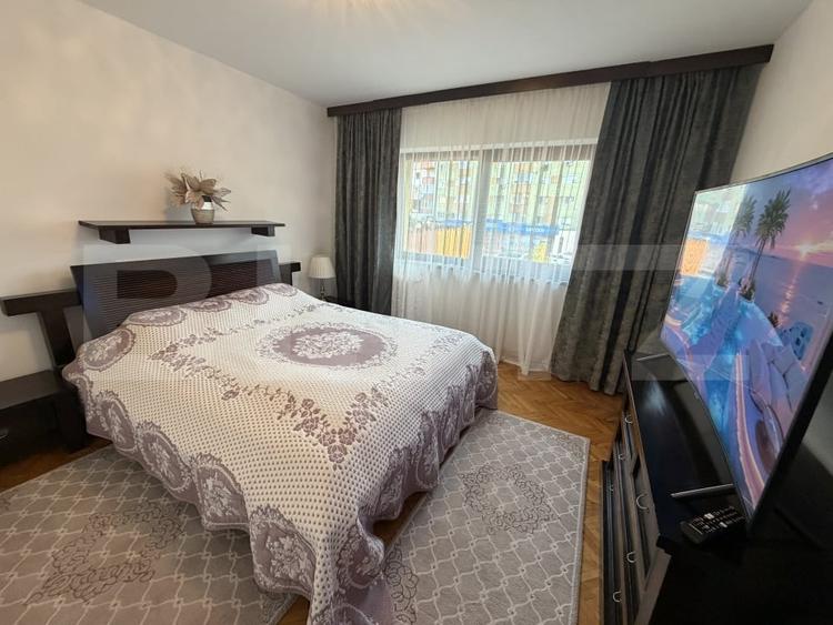 Apartament cu 3 camere decomandat, mobilat în Ampoi 3
