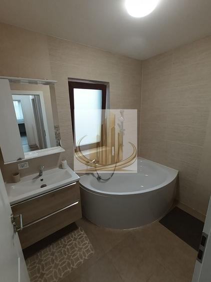 Duplex cu 4 camere cu Canalizare în Urseni