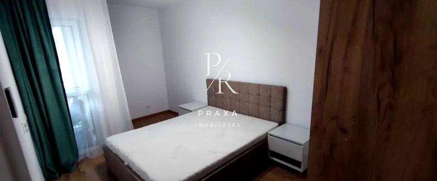 Apartament cu 3 camere semidecomandat, mobilat în Florești