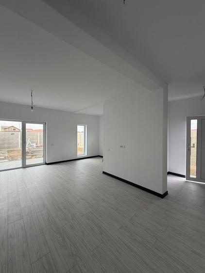 Casă cu 3 camere în Șag