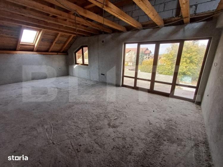 Casă cu 4 camere în Bârsești