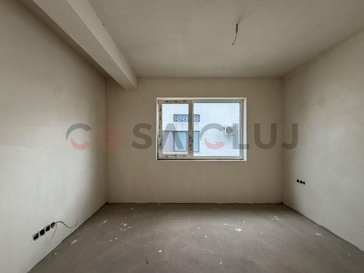 Duplex cu 4 camere cu Canalizare în Mănăștur