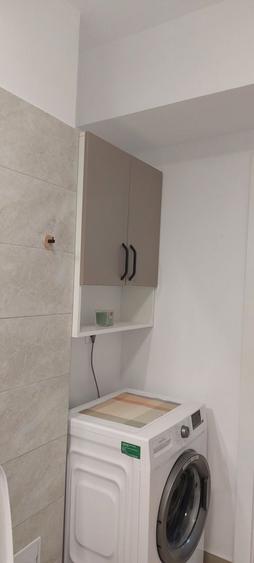 Apartament cu 2 camere semidecomandat în Florești