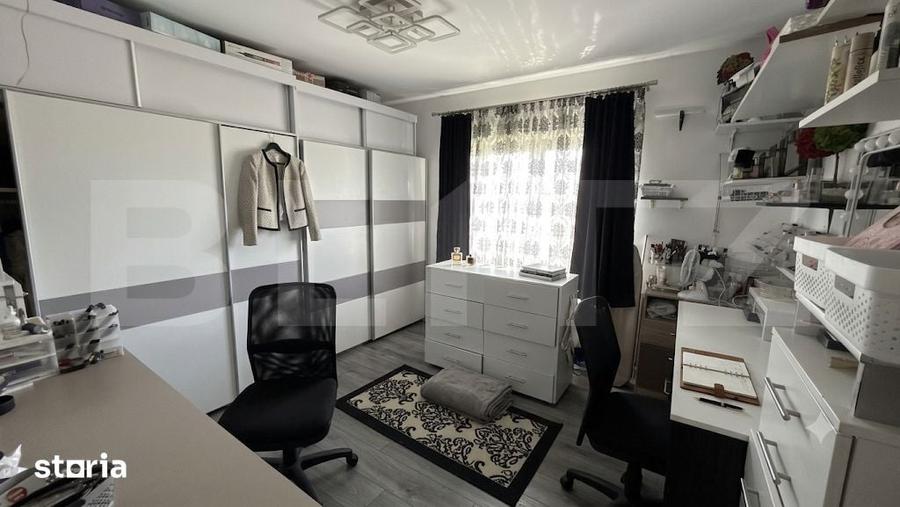 Casă cu 5 camere cu Teren 544 Mp în Vetiș