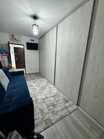 Apartament cu 3 camere decomandat, mobilat în Bogdan Vodă