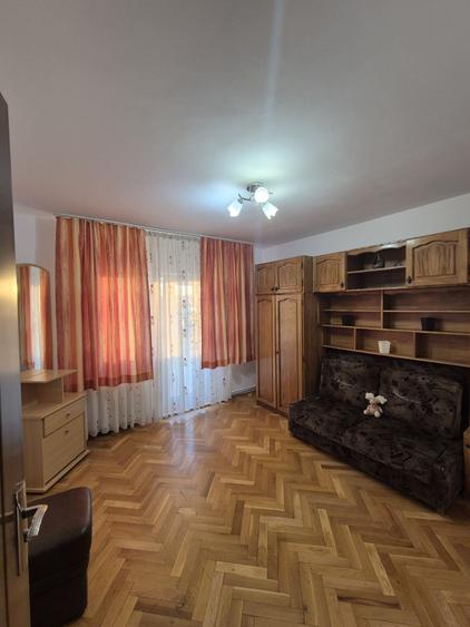 Apartament cu 3 camere decomandat în Mănăștur