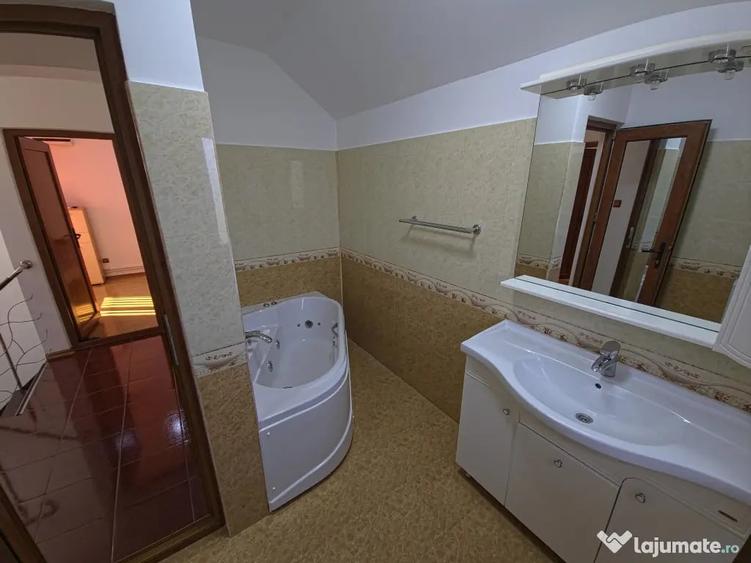 Casă cu 3 camere cu Teren 200 Mp în Cumpăna