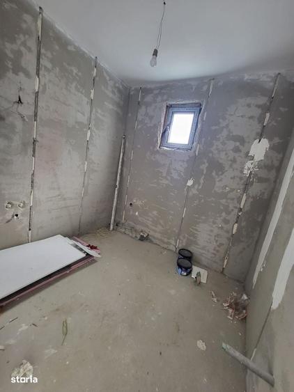 Casă cu 3 camere cu Teren 320 Mp în Central