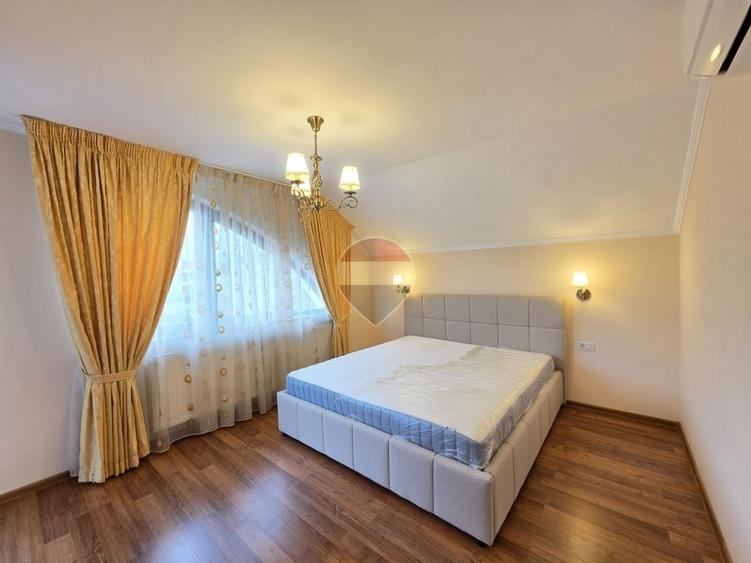 Casă individuală cu 4 camere cu Teren 442 Mp în Aviației
