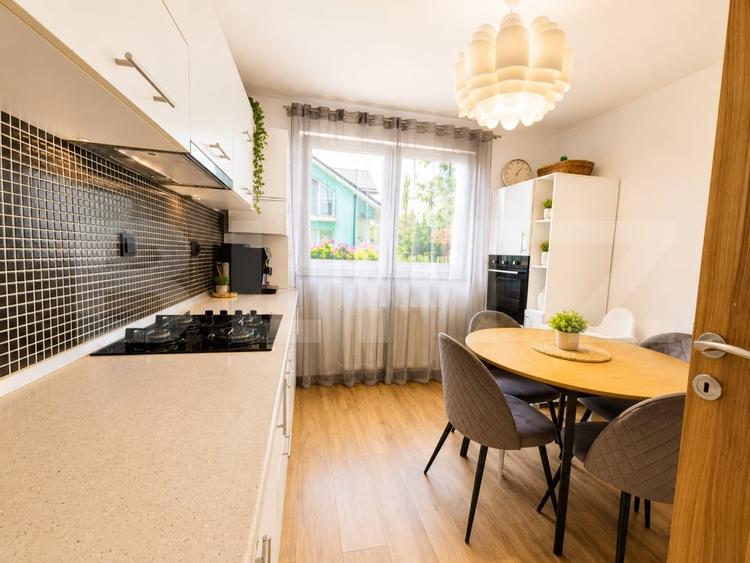 Duplex cu 3 camere cu Canalizare în Mureșeni