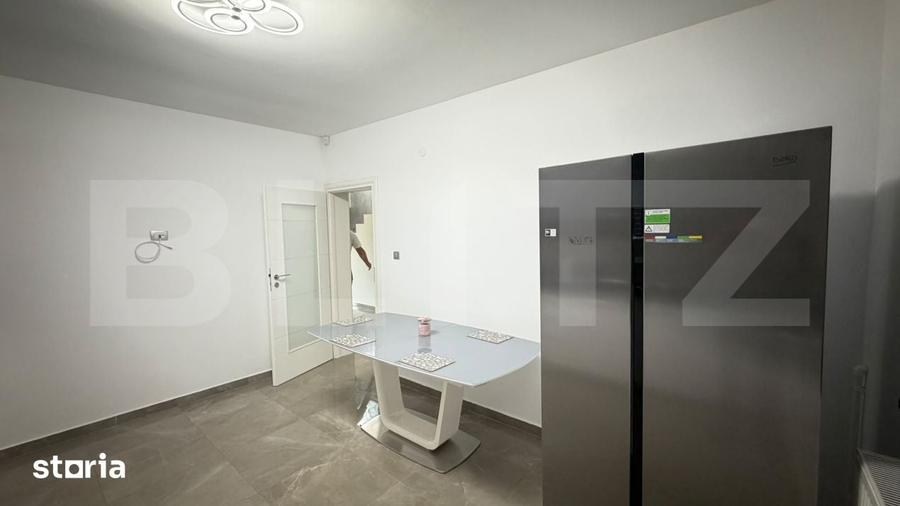 Casă cu 6 camere cu Teren 2000 Mp în Cârcea