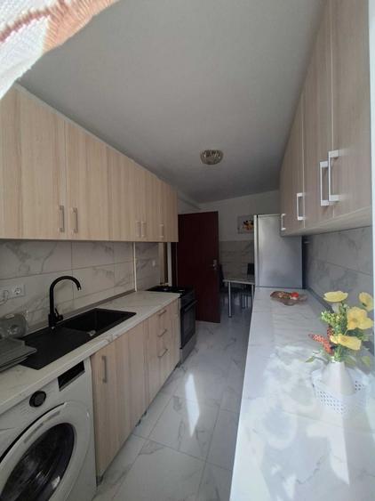 Apartament cu 2 camere decomandat în Horea