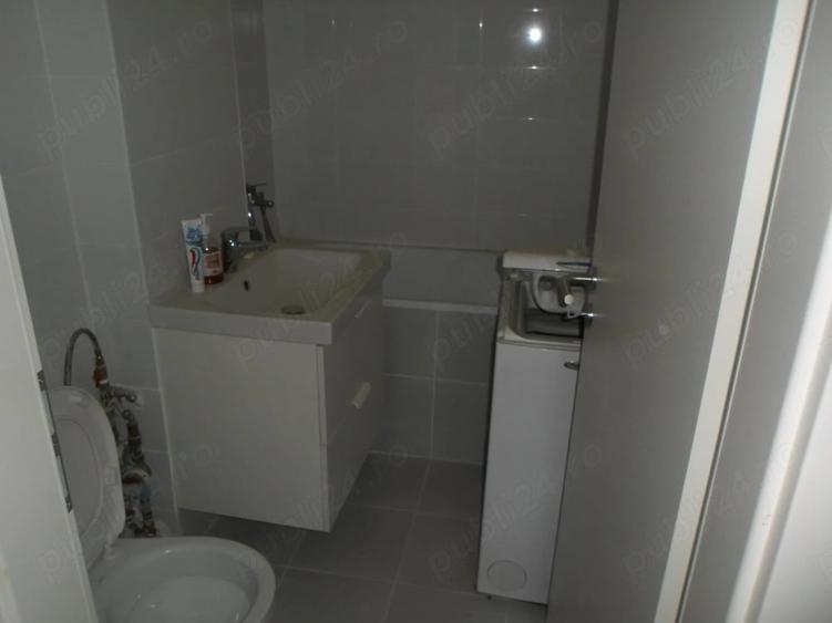 Apartament cu 2 camere semidecomandat în Rogerius