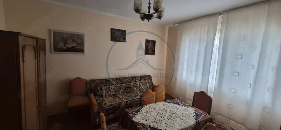 Casă cu Teren 3800 Mp în Prundu Bârgăului