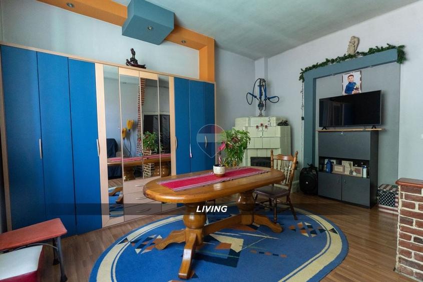 Casă individuală cu 3 camere cu Teren 361 Mp în Orașul Vechi