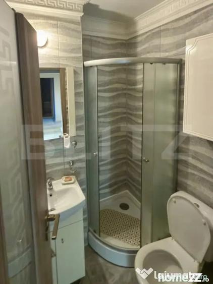 Apartament cu 4 camere decomandat în Central