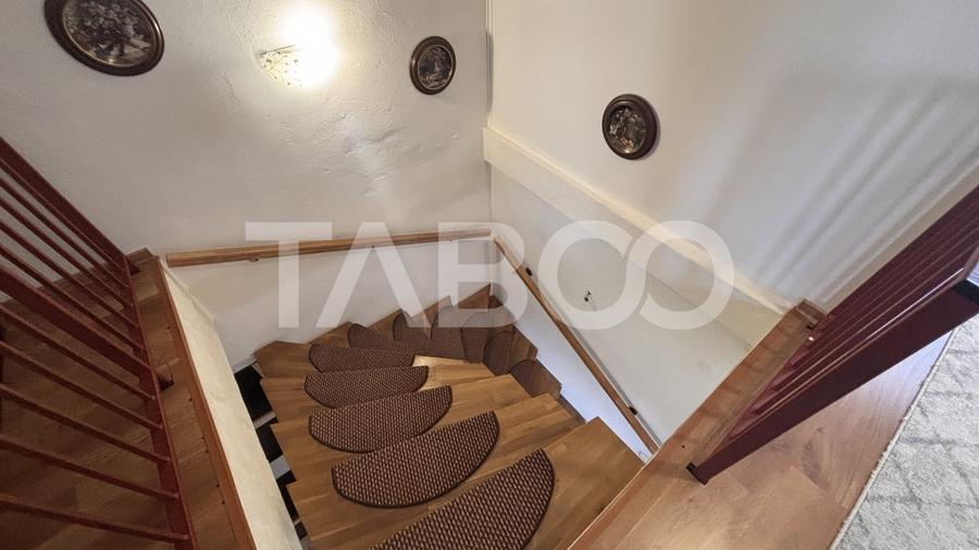 Duplex cu 3 camere cu Canalizare în Șura Mare