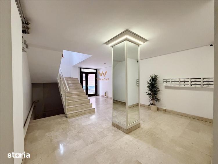 Apartament cu 3 camere în Calea Dumbrăvii