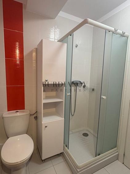 Apartament cu 3 camere în Theodor Pallady