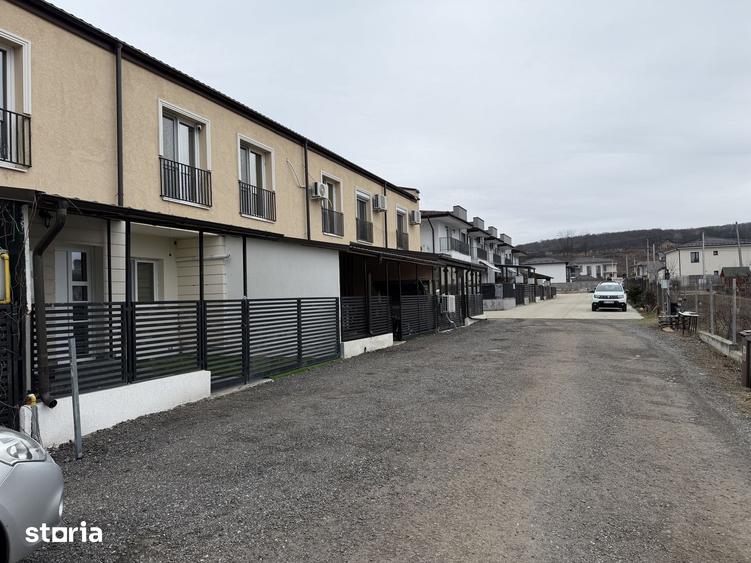 Casă cu 3 camere cu Teren 100 Mp în Central