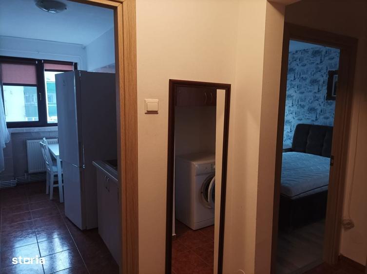 Apartament cu 2 camere decomandat în Independenței