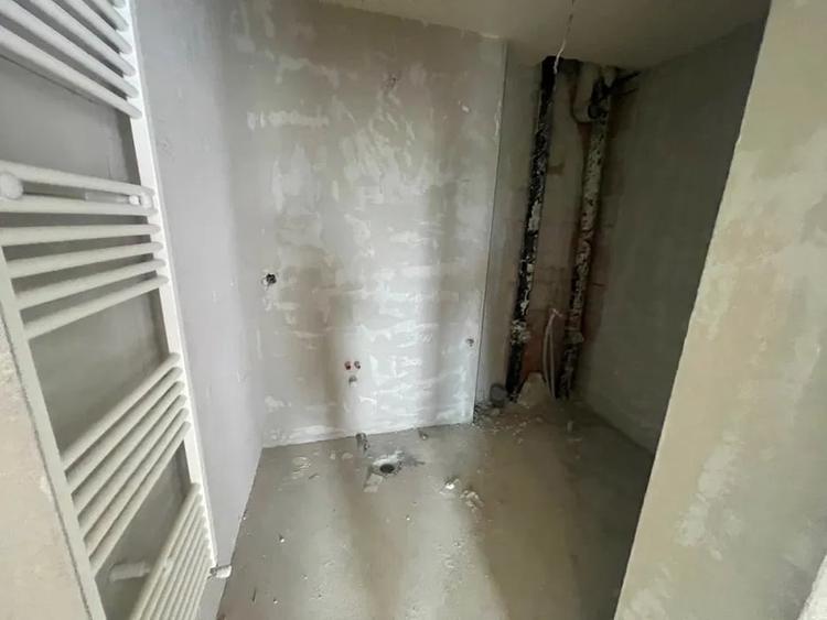 Apartament cu 3 camere semidecomandat în Mănăștur