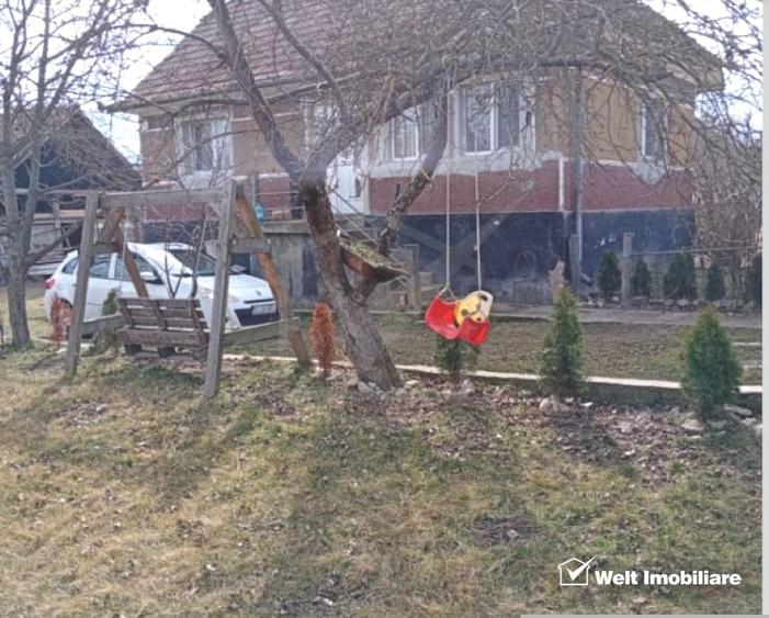 Casă individuală cu 3 camere cu Teren 927 Mp în Așchileu Mare