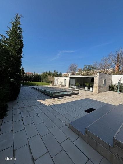 Casă cu 4 camere în Lunei