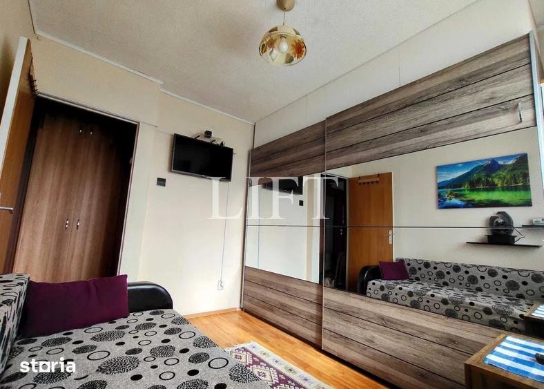 Apartament cu 3 camere semidecomandat în Central