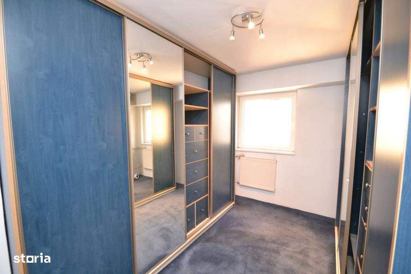 Apartament cu 4 camere în Panduri