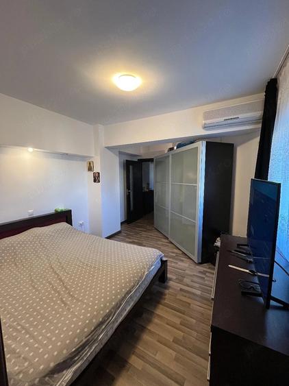Apartament cu 2 camere decomandat în Sud