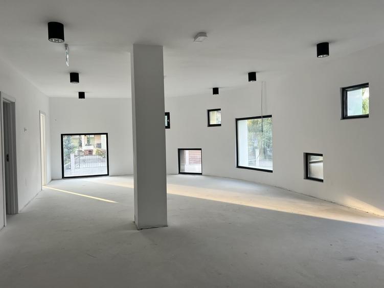 Spațiu comercial, de 1,578 mp, în Dâmbul Rotund