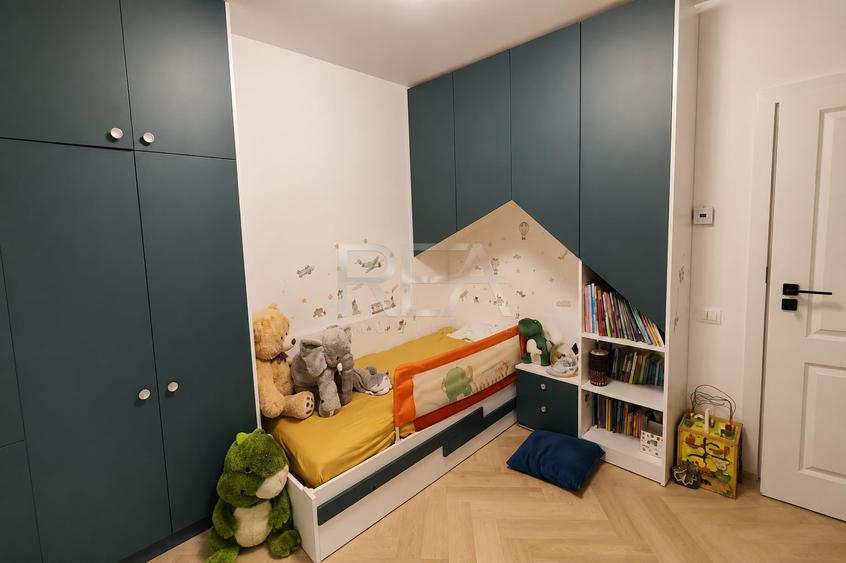 Apartament cu 3 camere decomandat, mobilat în Colentina