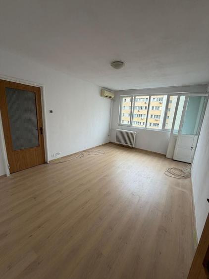 Apartament cu 2 camere semidecomandat, mobilat în Obor
