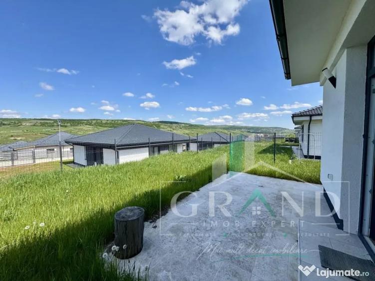 Casă cu 4 camere cu Teren 600 Mp în Corușu