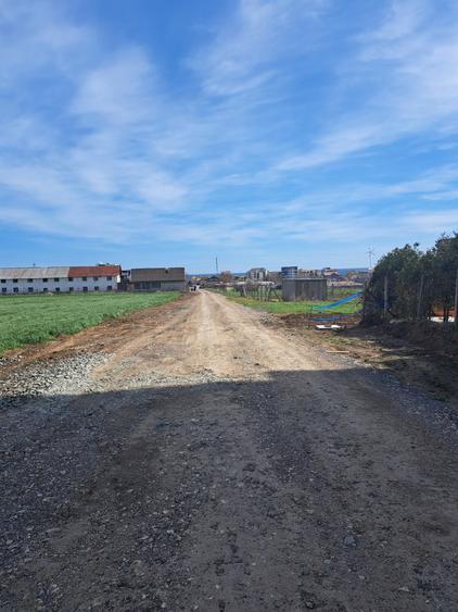 Teren Construcții intravilan de 400 mp, în Nord