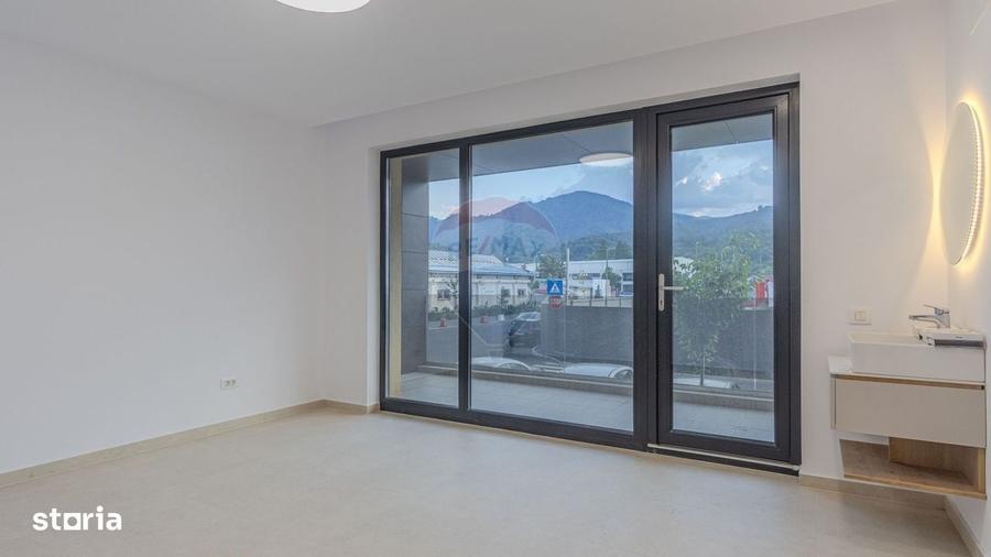 Apartament cu 4 camere în Central