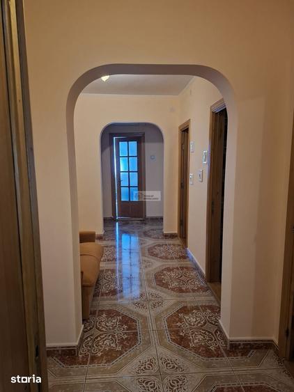 Apartament cu 4 camere în Central