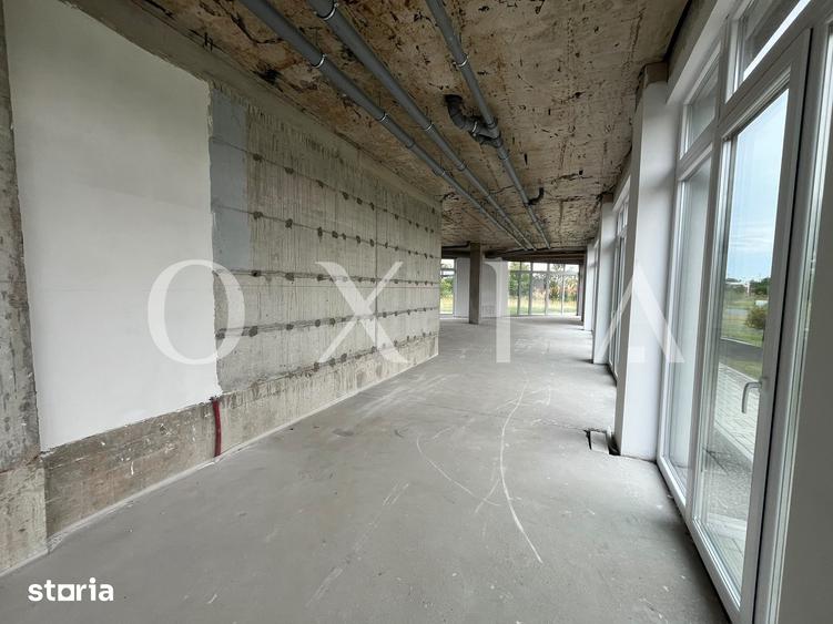 Spațiu comercial, de 209 mp, în Est