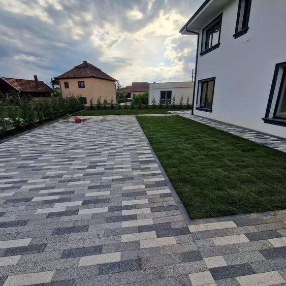 Casă cu 4 camere în Apahida